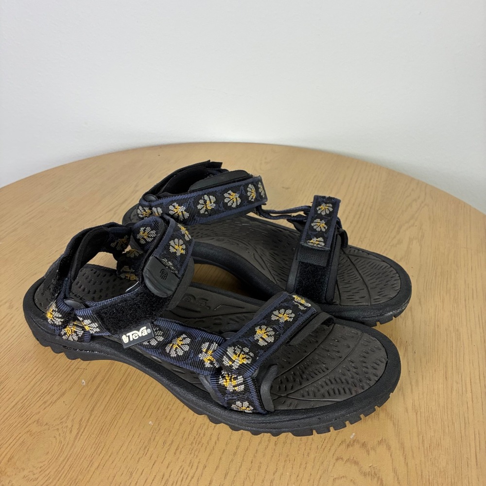 Teva Sport Sandals Women's 6 Hiking Gorpcore Floral Strappy Granola Girl Boho